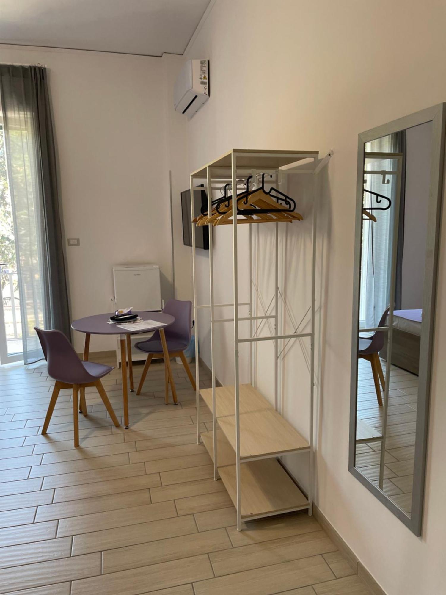 Sunshine Rooms Cava deʼ Tirreni Esterno foto